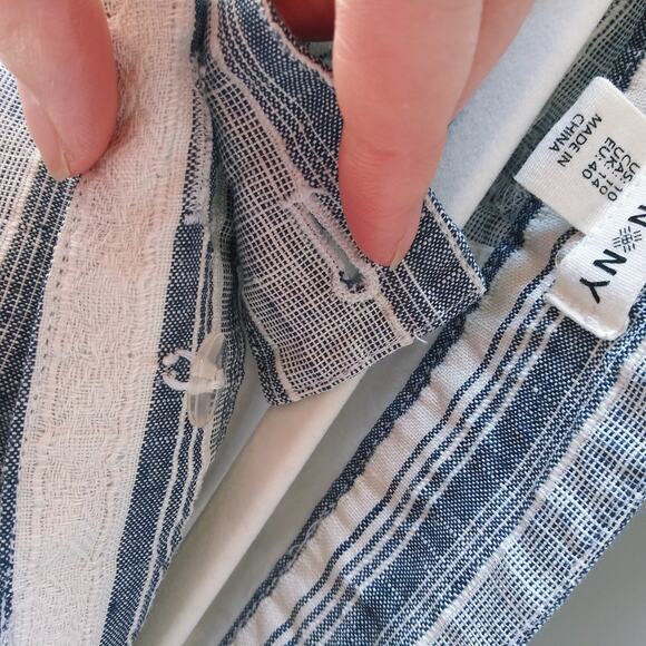 Artisan NY Womens 10 100% Linen Shorts Blue Stripe Lace Coastal Beachy Vacation - Picture 7 of 12